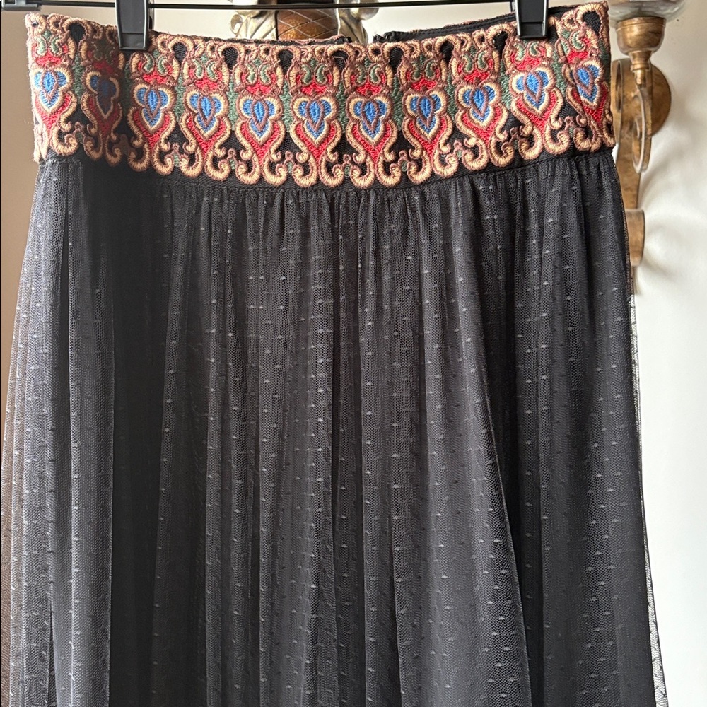 Alice and Olivia vintage maxi skirt with lining - Picture 3 of 7